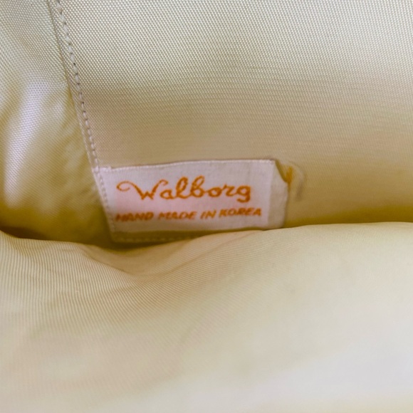 Vintage Walborg Gold Beaded Evening Purse - Picture 5 of 9